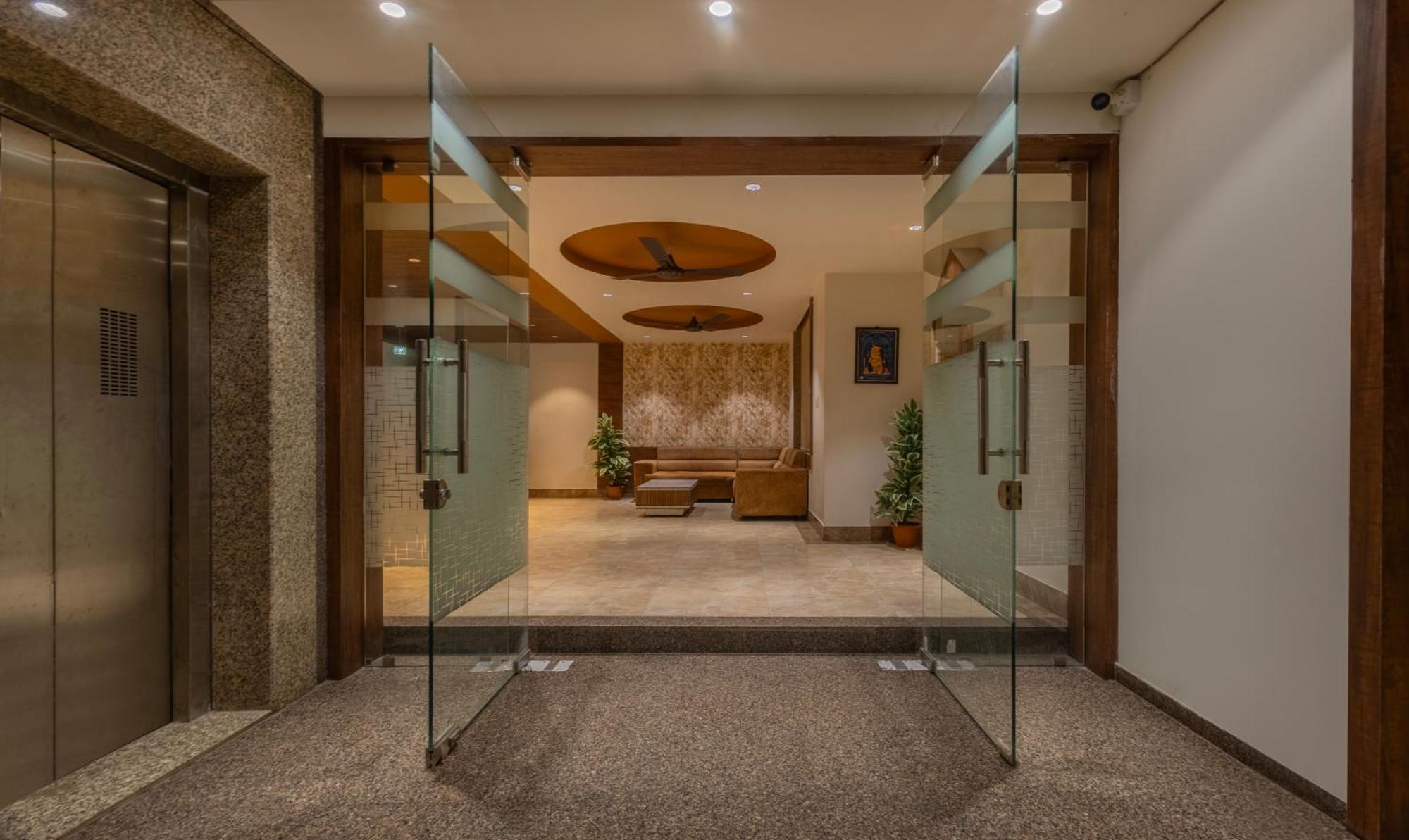 Hotel Treebo Eden Park, Ahmedabad Watuwa Exterior foto