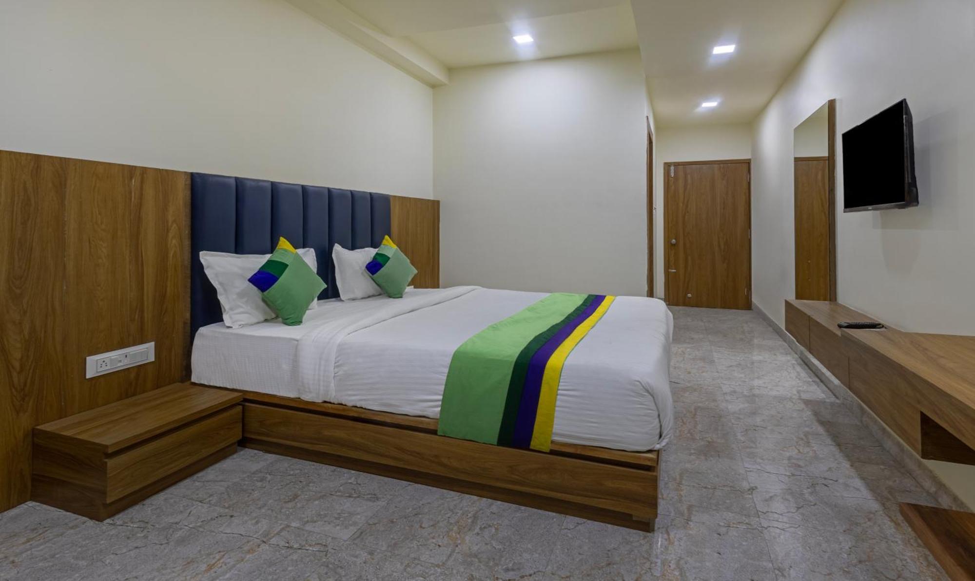 Hotel Treebo Eden Park, Ahmedabad Watuwa Exterior foto
