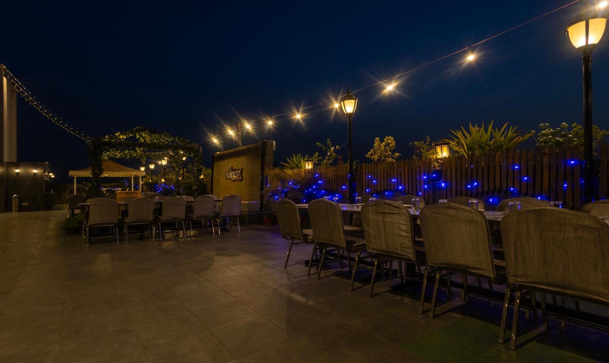 Hotel Treebo Eden Park, Ahmedabad Watuwa Exterior foto
